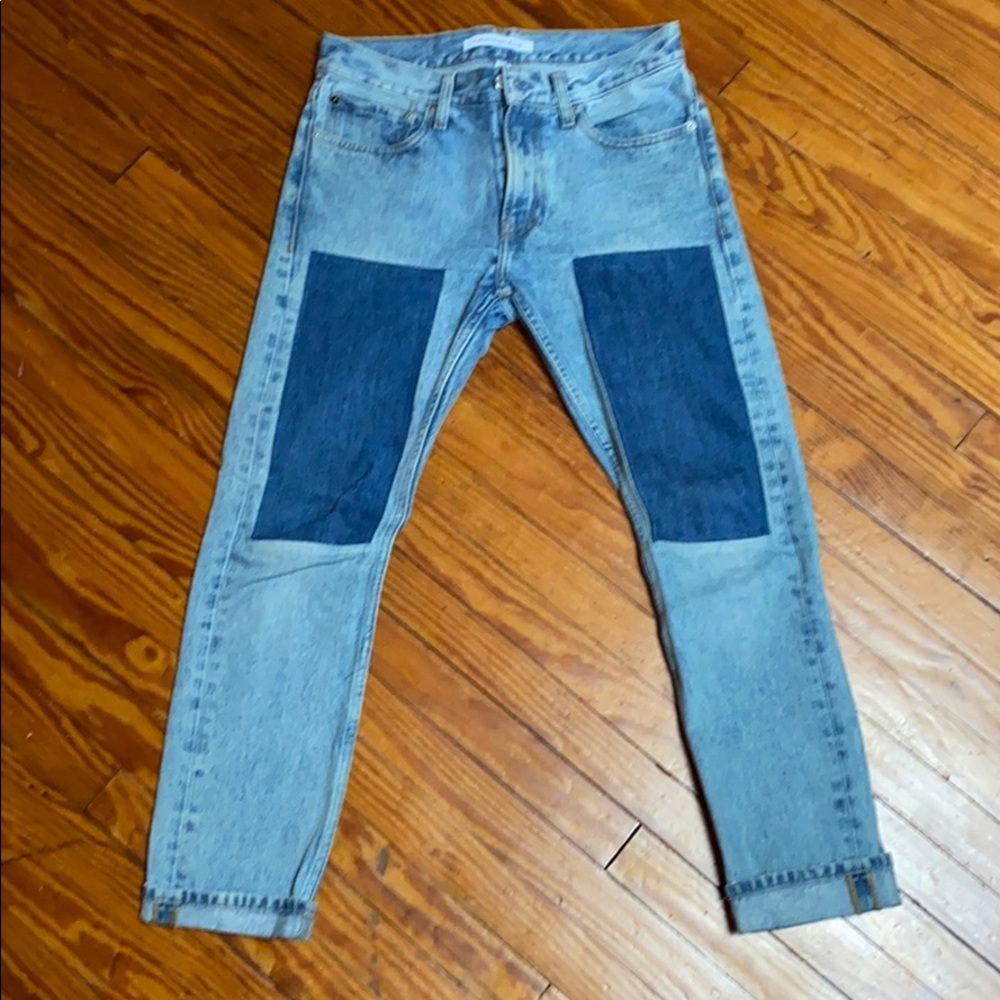 Calvin Klein MEN’s Patched denim, size 30/30.